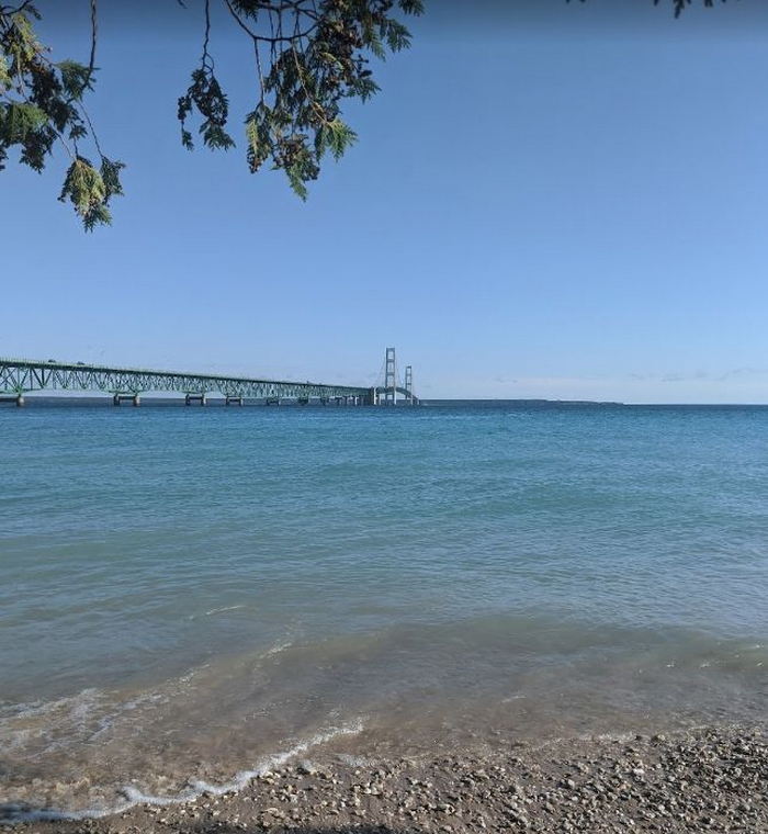 Parkside Inn (Parkside Motel) - From Web Listing (newer photo)